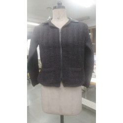 Onza Zipper With Leather Collar